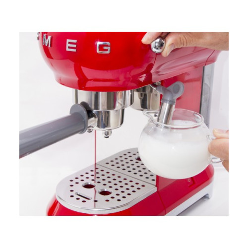 Espressor manual SMEG ECF01RDEU