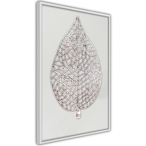 Poster Leaf-Shaped Pendant